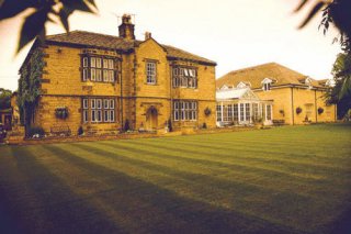 Rogerthorpe Manor Hotel