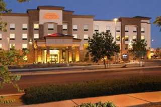 Hampton Inn & Suites