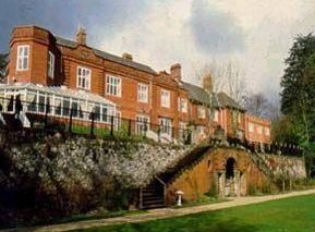 The Southcrest Manor Hotel
