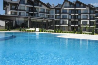 Aspen Golf Apartment Complex