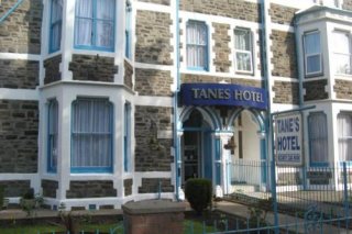 Tanes Hotel