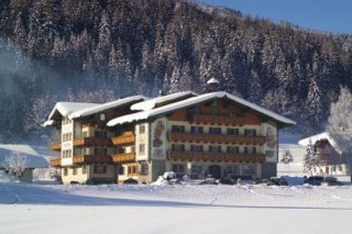 Wellness Aparthotel Taxerhof