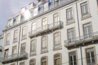 Grande Pensão Residencial Alcobia