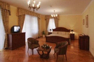 Hotel Constans