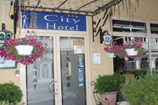 City Hotel