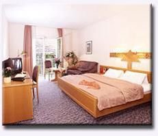 TIPTOP Hotel Garni Pfauen