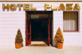 Hotel  Plaza