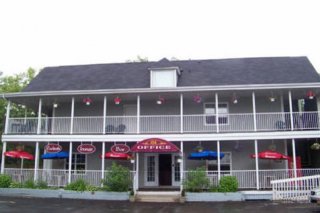 Midtown Motel & Suites