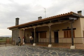 Apartamentos Rurales El Lago