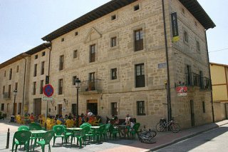 Arganzón Plaza