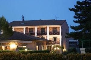 Inter-Hotel Les Amandiers
