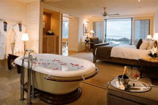 Pullman Reef Hotel Casino