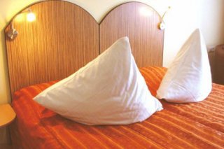 City Hotel