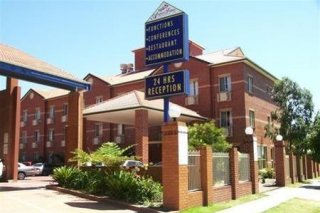 Airport  International Inn