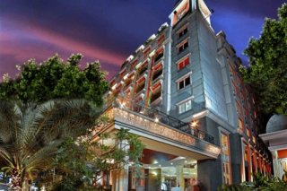 Grand Flora Hotel
