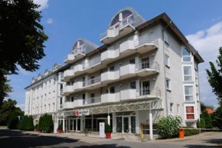 AZIMUT Hotel  (ex Hotel Belmondo )