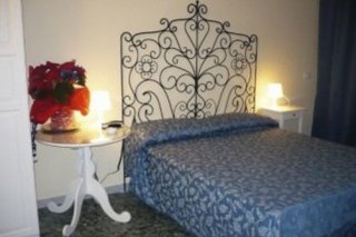 Rona Resort