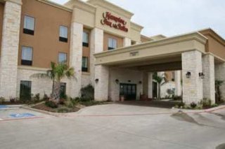 Hampton Inn & Suites