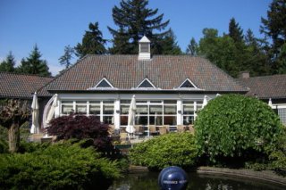Golden Tulip Victoria