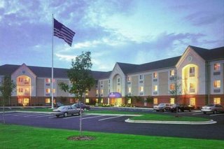 Candlewood Suites