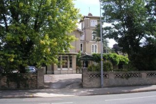 Bentley Tower Hotel