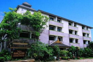 River Hill Hotel Golden Triangle