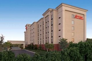Hampton Inn & Suites  International Drive North