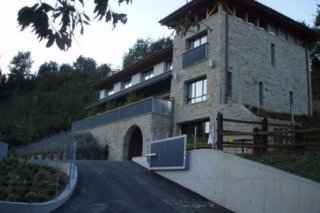 Ellauri Hotela