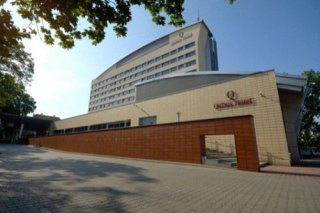 Qubus Hotel