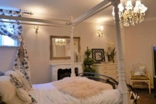 Ravenstone Hotel