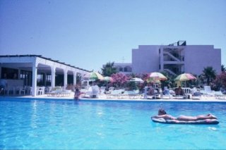 Cosmopolitan Hotel