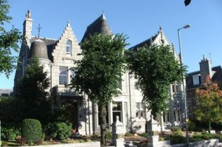 Atholl Hotel