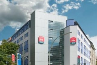 Ibis  City West