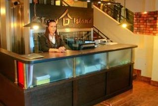 Stony Island Hotel at Lomonosova