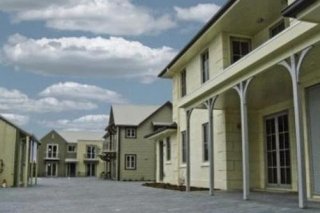 Highfield Mews Motel