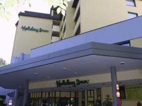 Holiday Inn