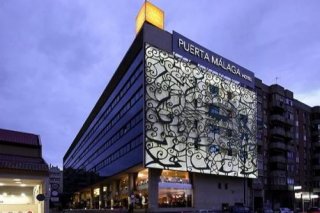 Silken Puerta