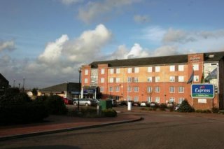Express by Holiday Inn  Bay