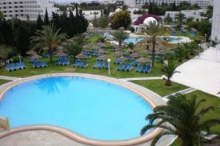 Le Zenith Hotel