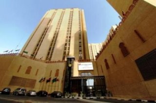 Swiss-Belhotel Plaza
