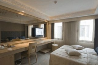 Pera Tulip Hotel