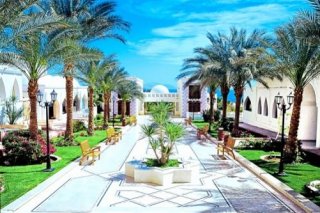 Club Reef Hotel