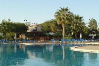 Aparthotel Garbí
