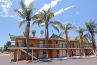 Pacific Coast Inn