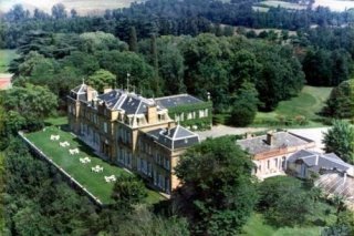 Chateau De Larroque