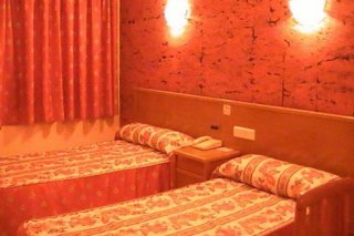Hostal Ya