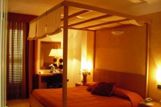 Logos Hotel