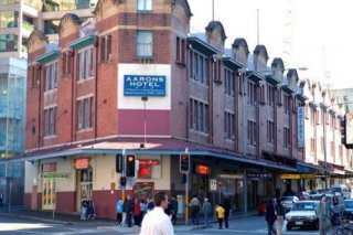 Aarons  Hotel