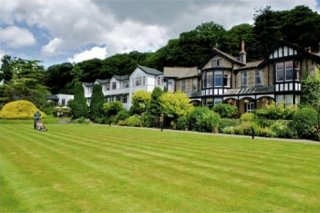 The Castle Green Hotel In