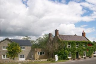 Hunters Lodge Inn